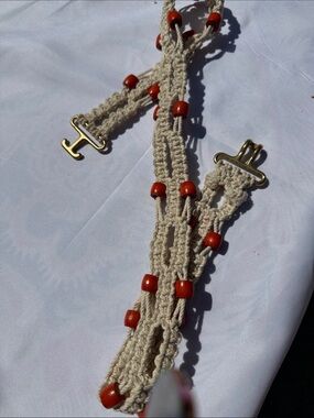 Hippie 70 vintage handmade strong macrame w rust orange beads gold clasp 32"